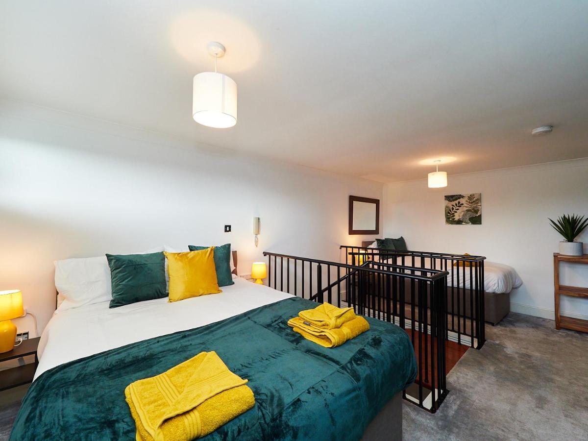 Apartment Emerald Suite: Two-story Duplex In Centre *